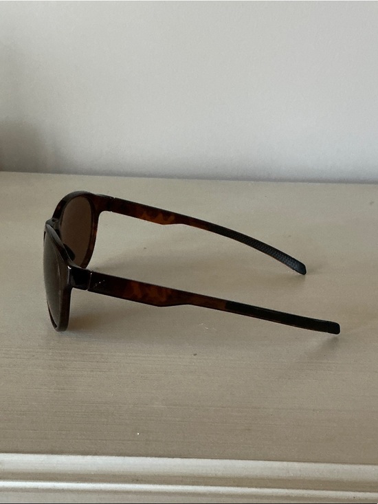 Authentic, adidas Brown Round Women\'s Sunglasses main image 4